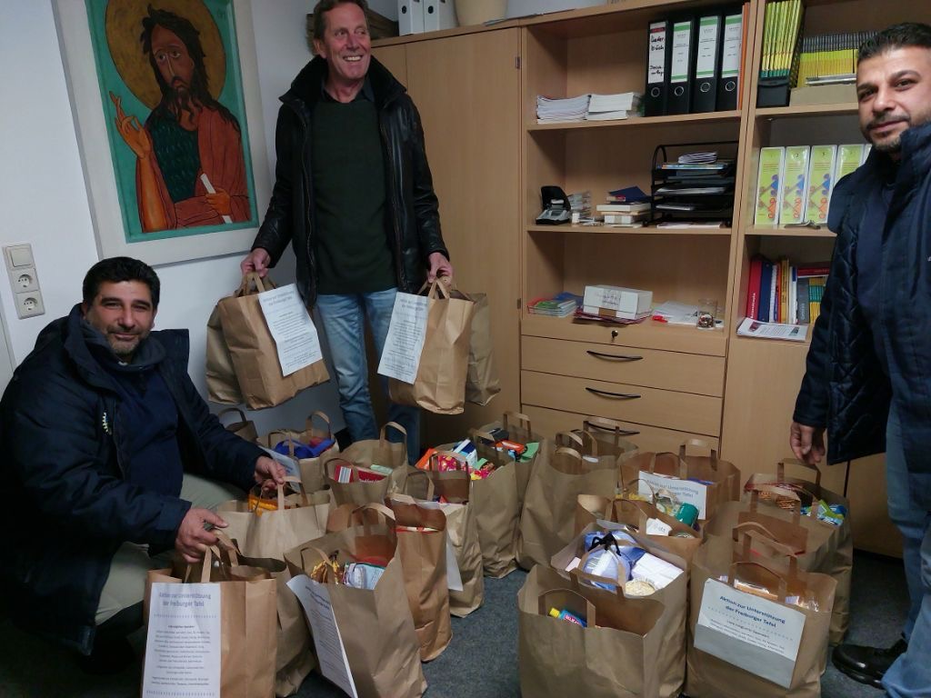 2ef655dc-610f-452e-8221-f613a28c9f2f